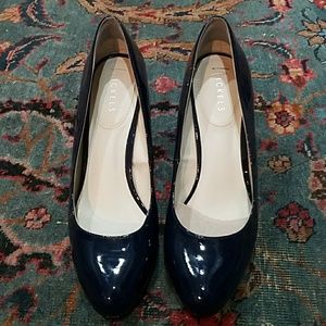Nickels blue pumps.